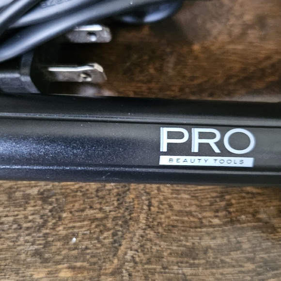 Pro Beauty Tools Curling Iron - Picture 4 of 5